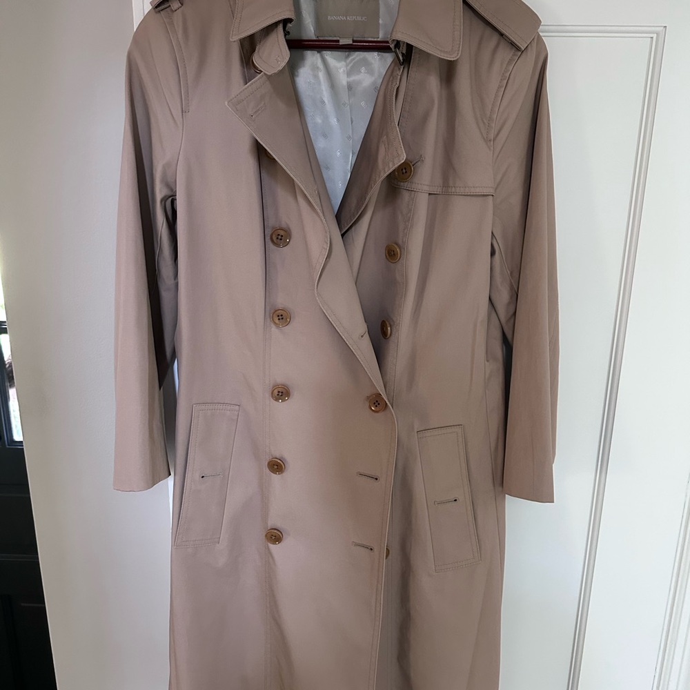 Banana Republic Women's Double-Breasted Trench Coat - Beige